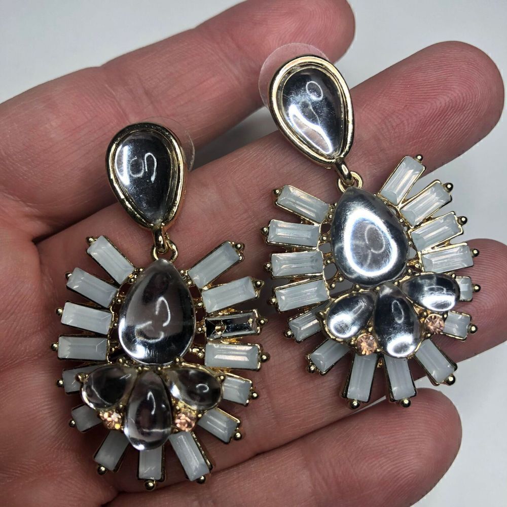 561 Retro clear stone White goldtone Teardrop earrings
